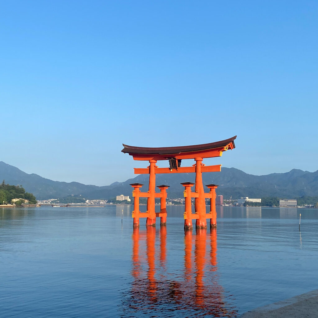 厳島神社